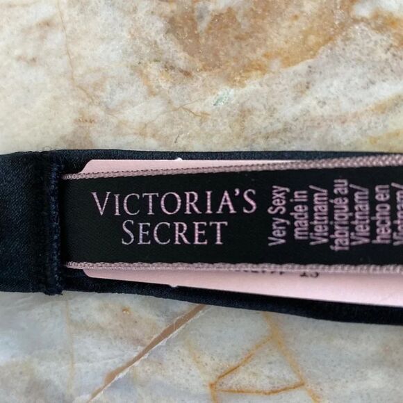 Victoria’s Secret Rhinestones Elastic Waistband Crystal Women\'s 1 In Dress Belt main image 4